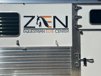 Vehicle Graphics Photo